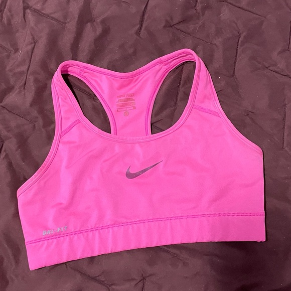 Nike bra - Picture 1 of 3